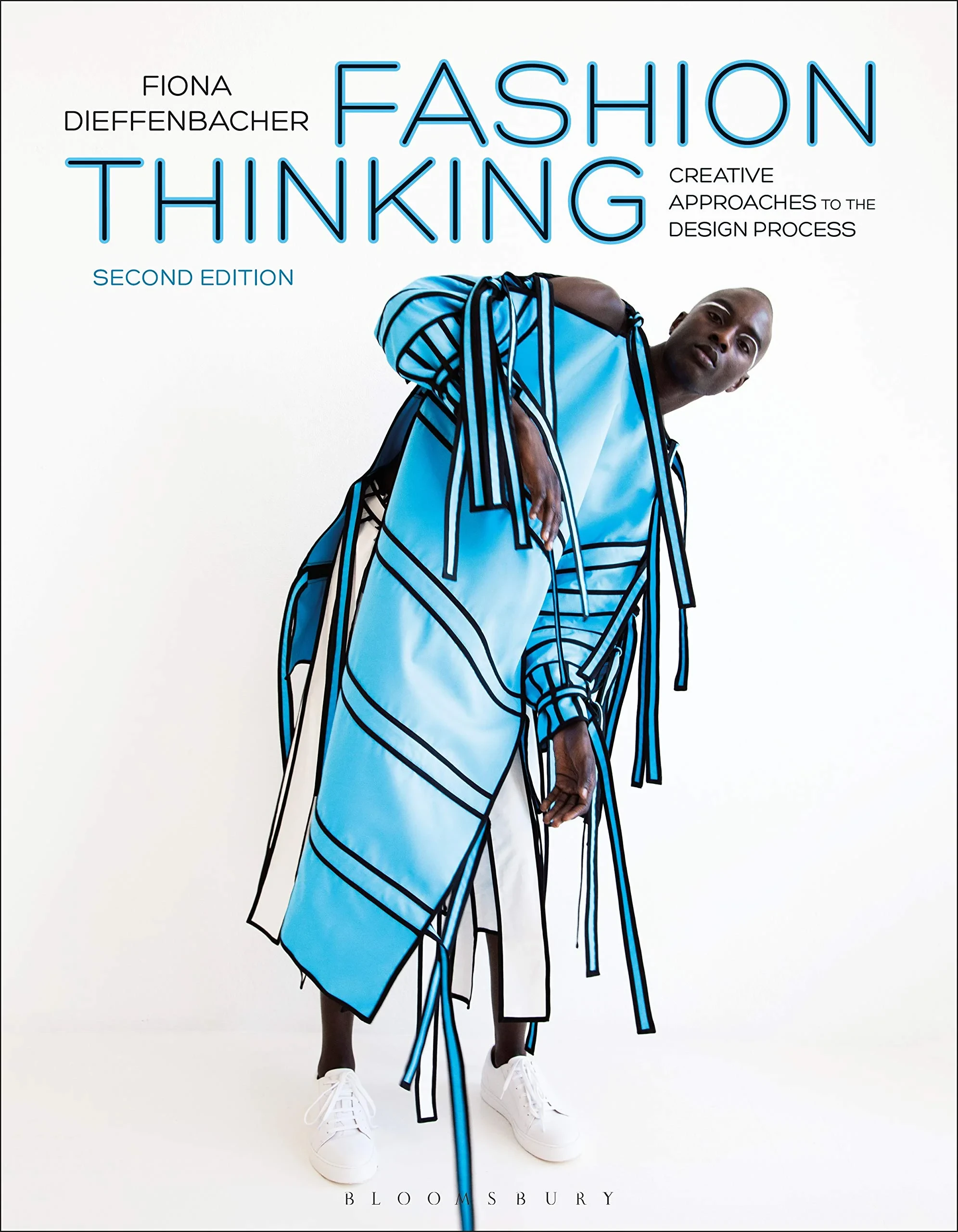 Coperta cărții "Fashion Thinking: Creative Approaches to the Design Process" de Fiona Dieffenbacher
