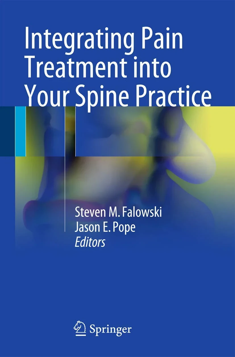 Coperta cărții "Integrating Pain Treatment into Your Spine Practice" de autor necunoscut